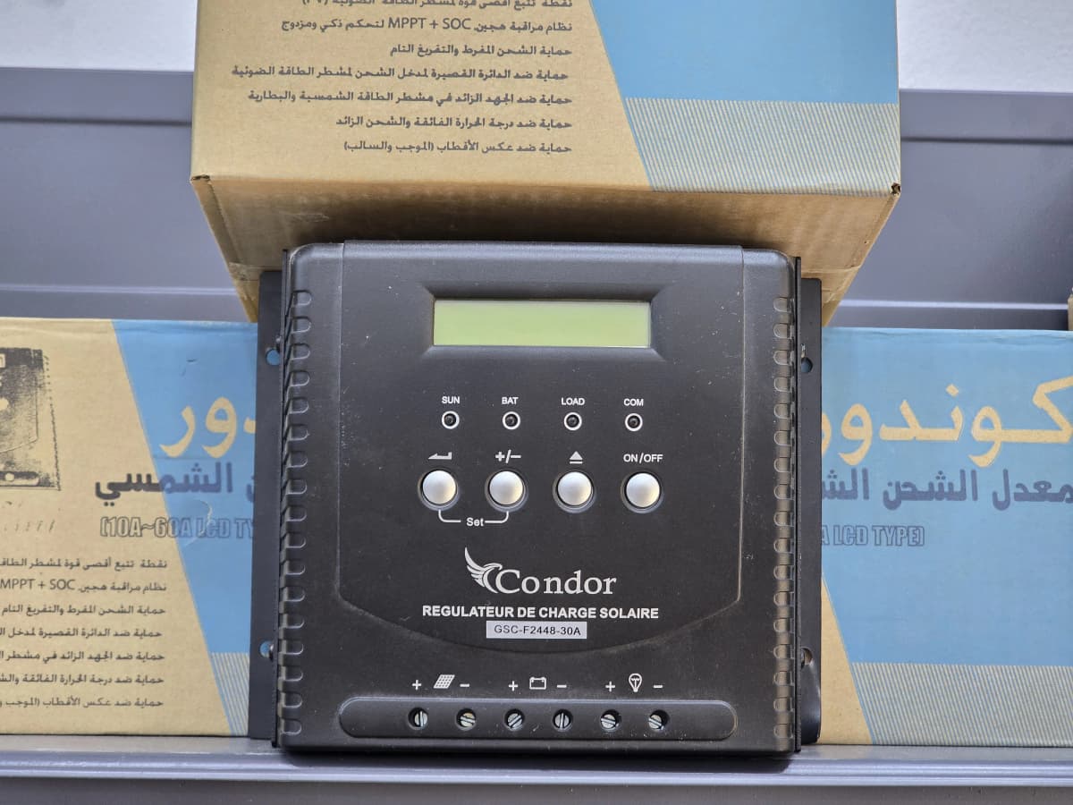 REGULATEUR CHARGE MPPT 24/48V-30A LCD/ GSC-F2448-30M